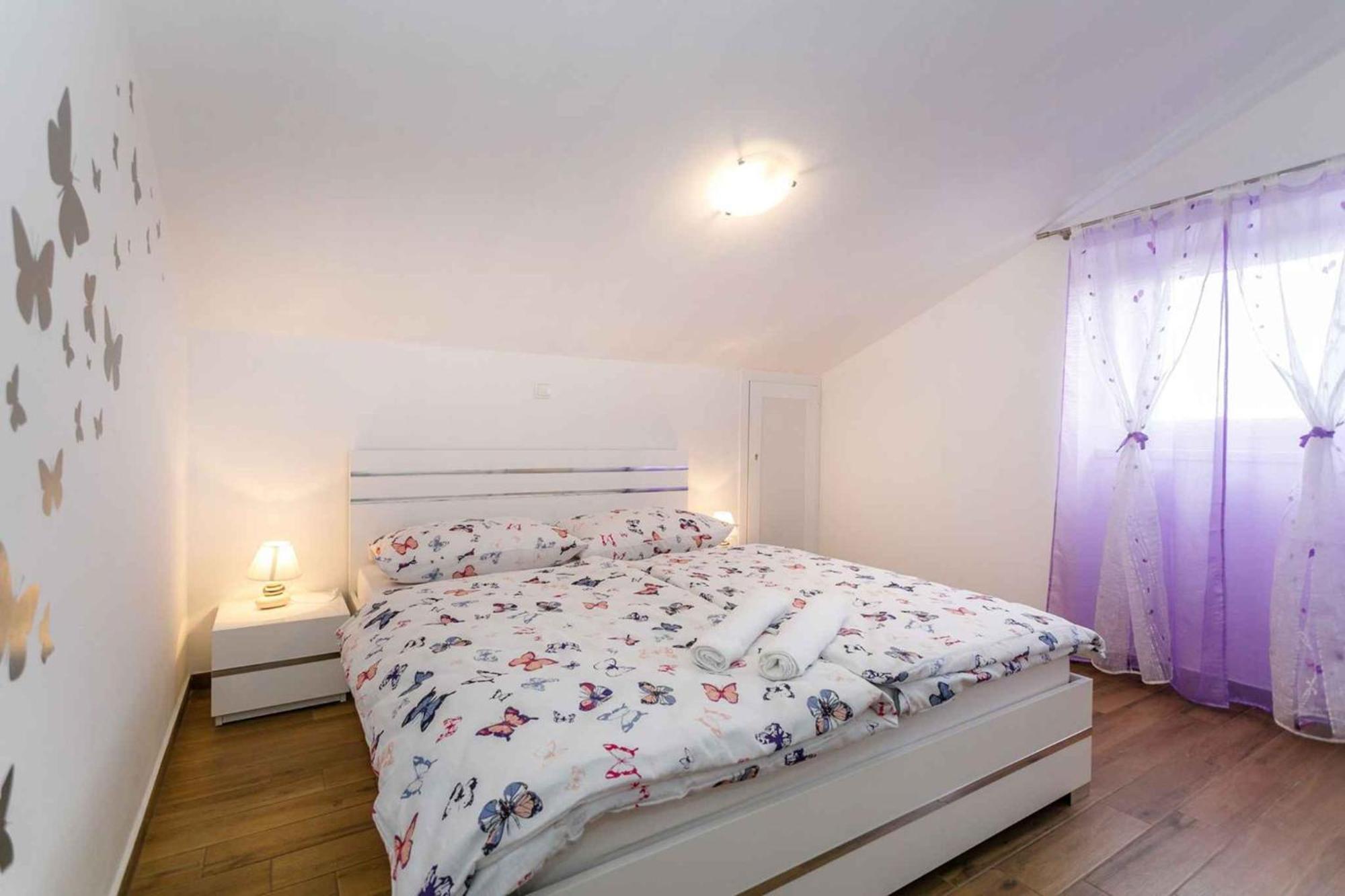 Apartment In Malinska/Insel Krk 38057 外观 照片